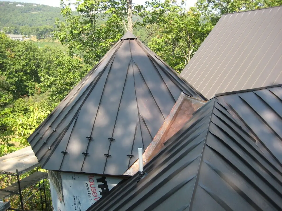 Professional Roof Tarp Installation by Craftsman Roofing in Stony Point